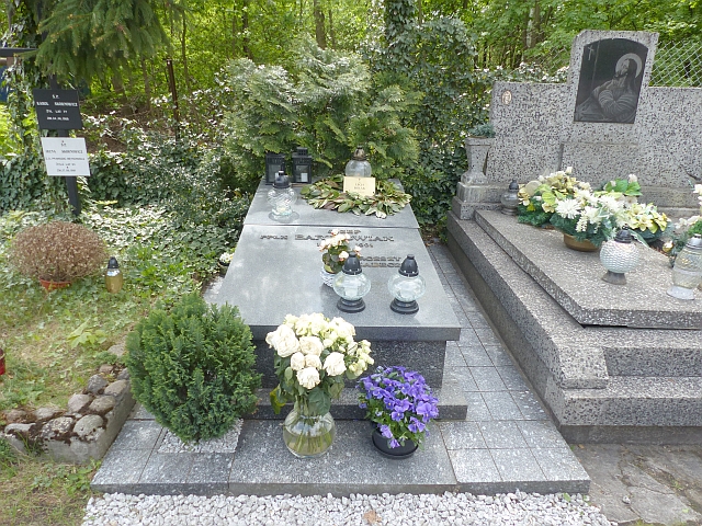 Halina Jaksztas 1889 Zielonka - Grobonet - Wyszukiwarka osób pochowanych