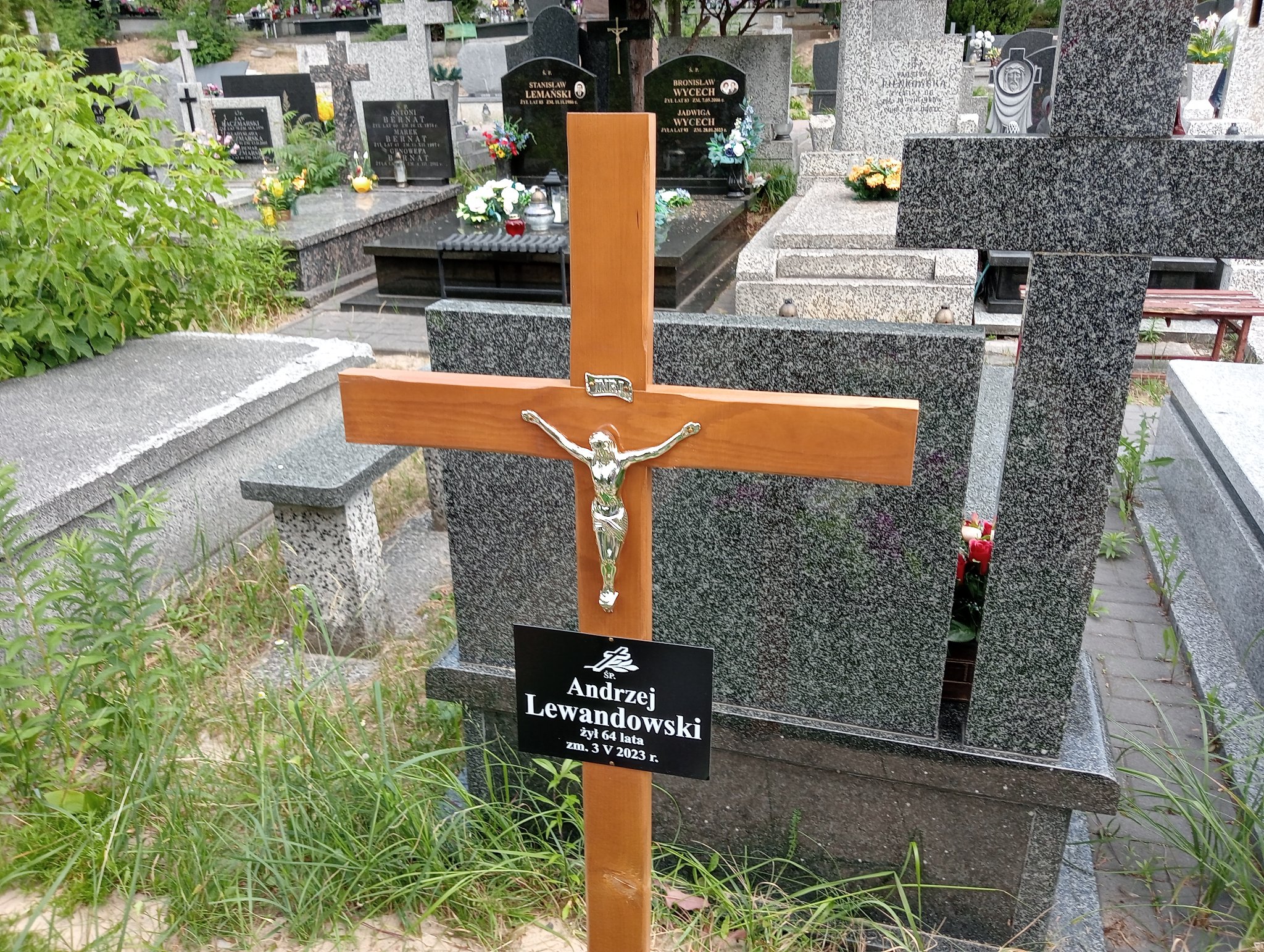 Andrzej Lewandowski 1959 Zielonka - Grobonet - Wyszukiwarka osób pochowanych