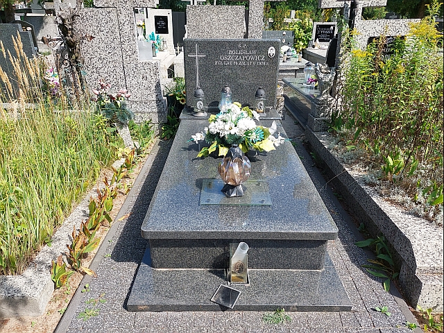 Teodor Karwize 1936 Zielonka - Grobonet - Wyszukiwarka osób pochowanych