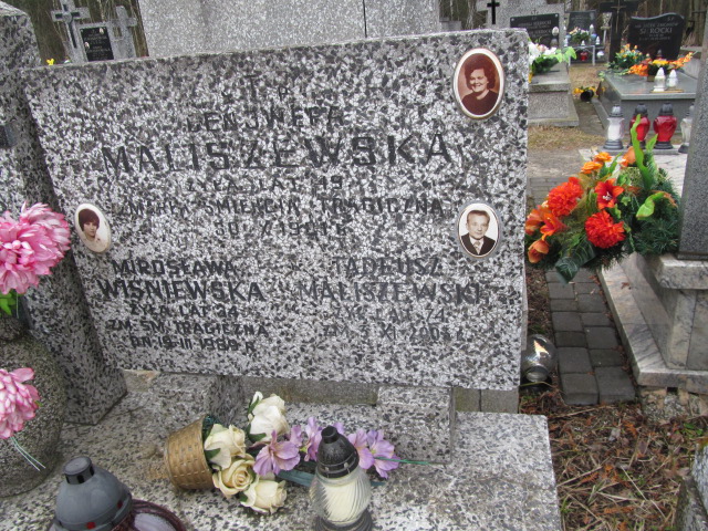 Marcin Wiśniewski 1975 Zielonka - Grobonet - Wyszukiwarka osób pochowanych