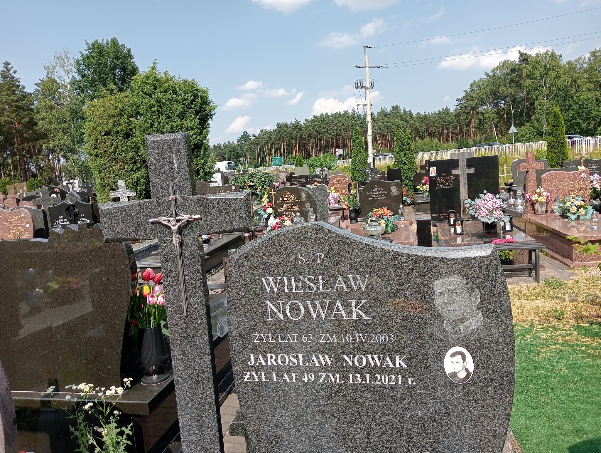 Jarosław Nowak 1971 Zielonka - Grobonet - Wyszukiwarka osób pochowanych