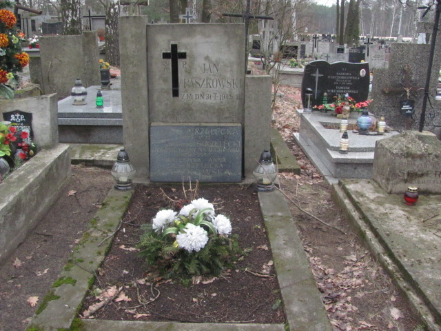 Grób Jan Paszkowski